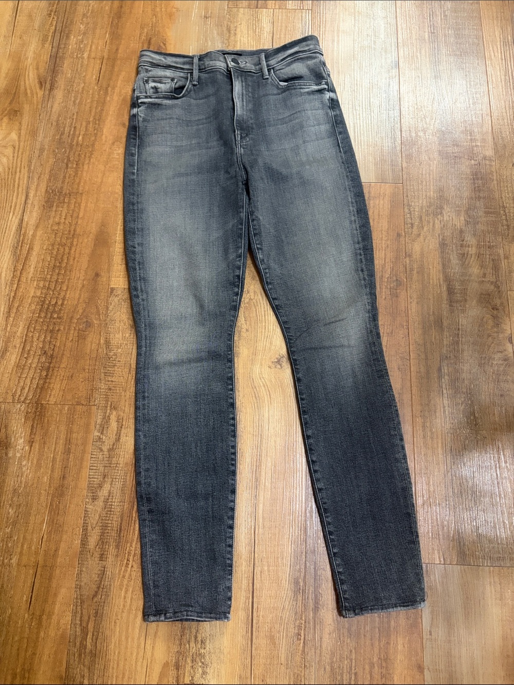 MOTHER Super swooner open late faded black denim jeans size 29